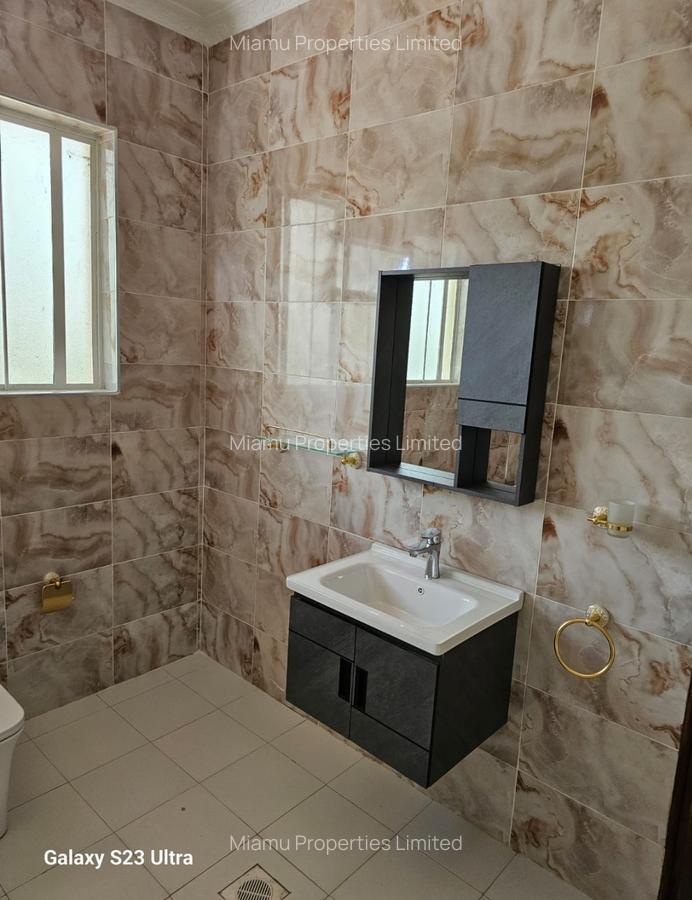 4 Bed House with En Suite at Karunguro - 14