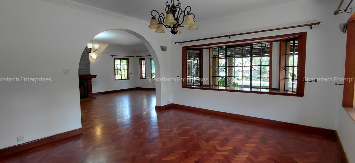 5 Bed Townhouse with En Suite in Runda - 18