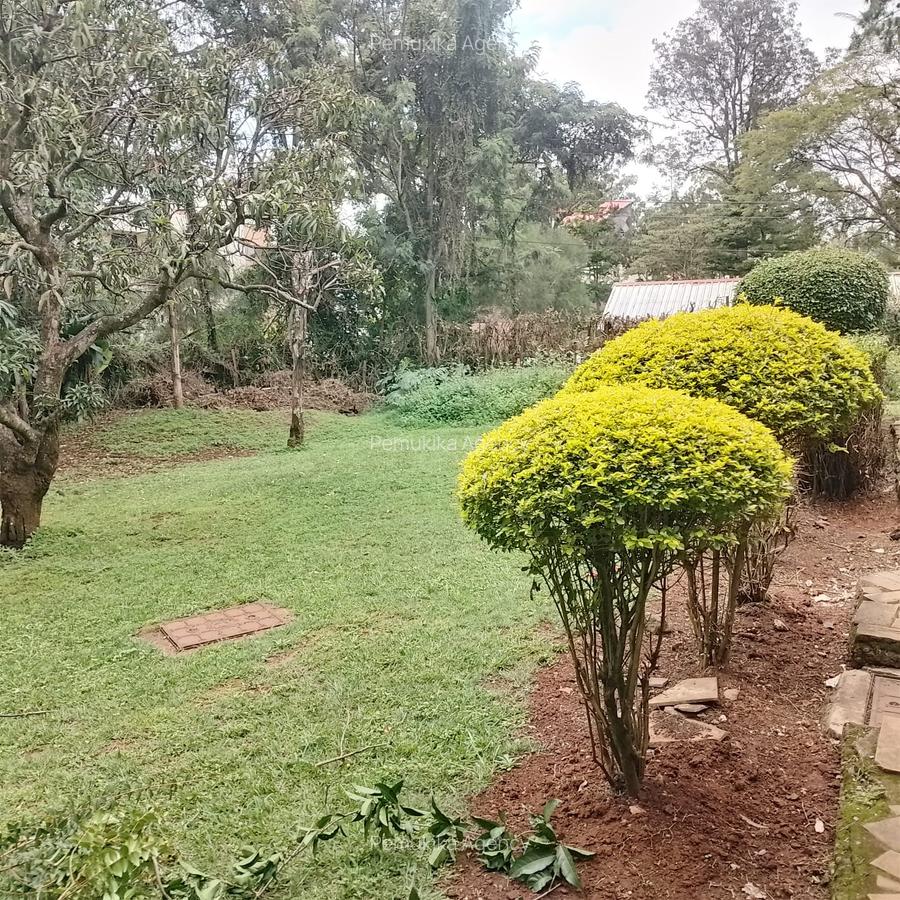 4 Bed House with En Suite at Karen C - 11