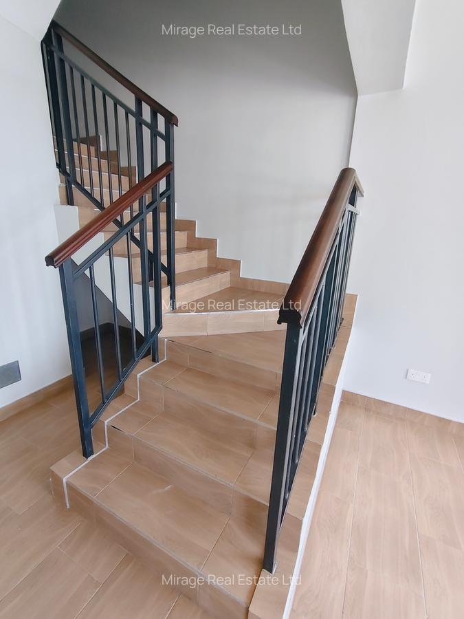 2 Bed Apartment with Swimming Pool in Garden Estate - 11