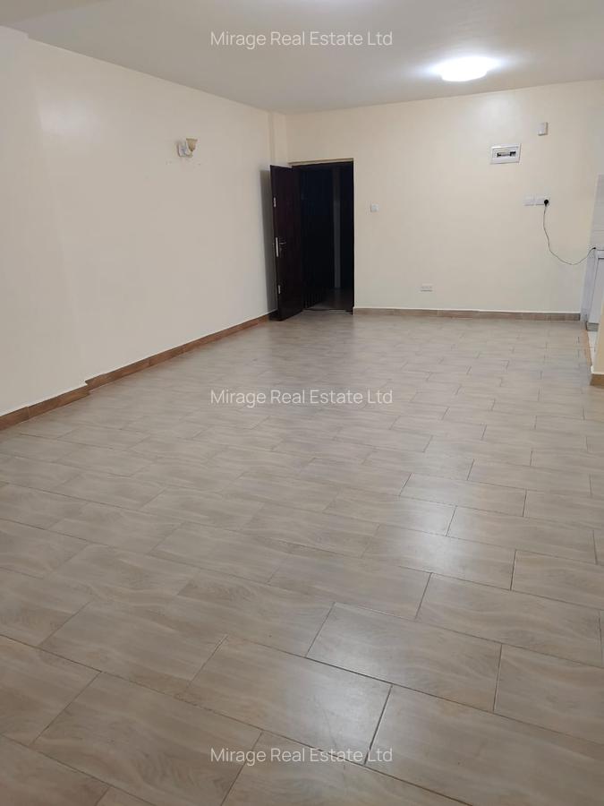 2 Bed Apartment with Swimming Pool in Kilimani - 11