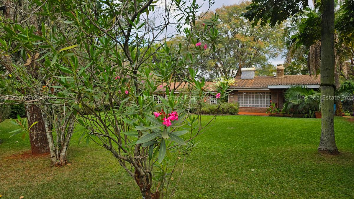4 Bed House with En Suite in Runda - 1