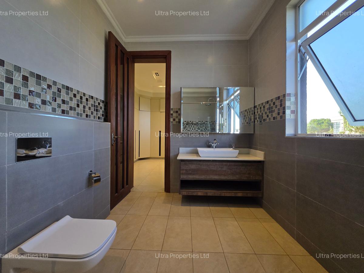 4 Bed Villa with En Suite in Tatu City - 16