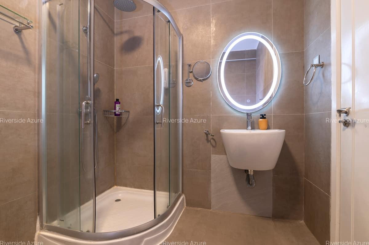 Serviced 2 Bed Apartment with En Suite at Riverside - 4