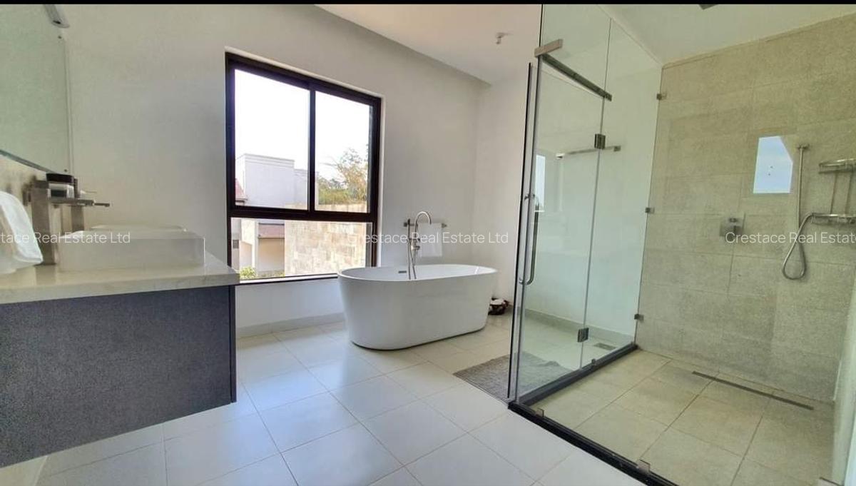 5 Bed Villa with En Suite in Karen - 10