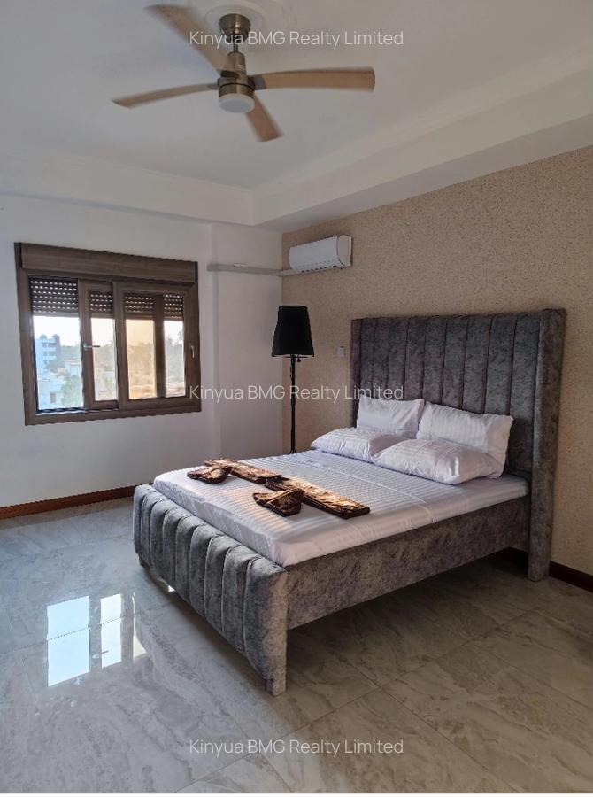 Serviced 2 Bed Apartment with En Suite in Nyali Area - 5