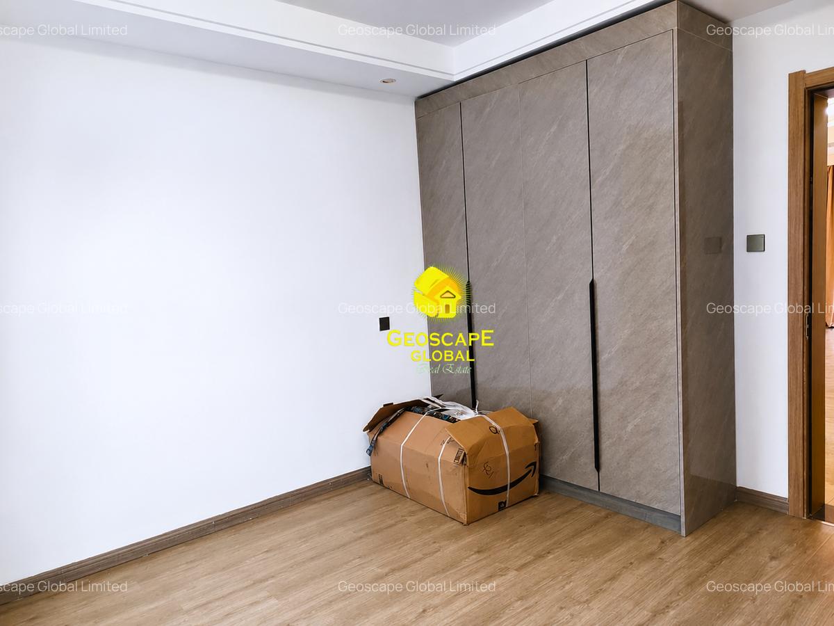 3 Bed Apartment with En Suite in Riverside - 7
