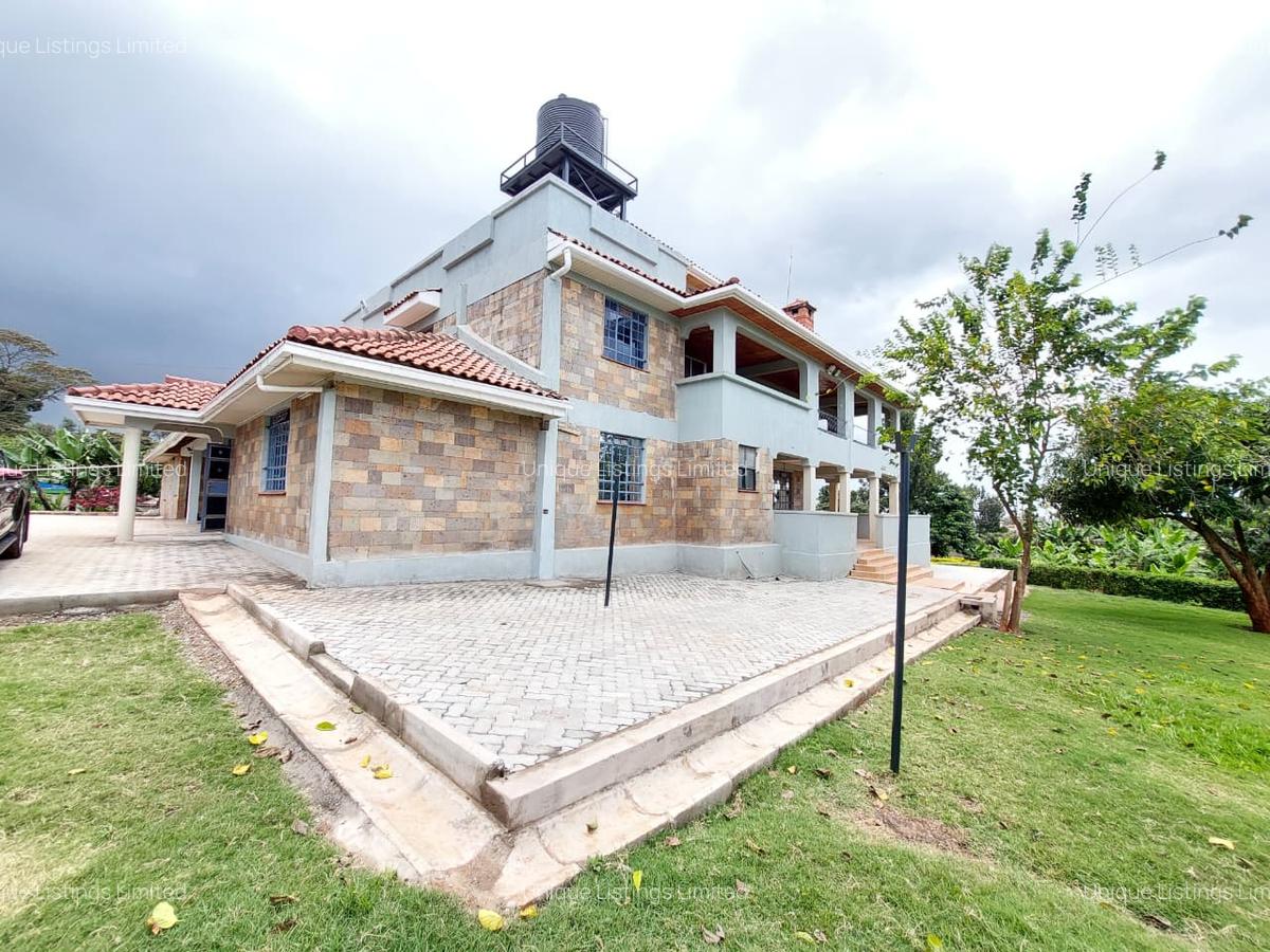 1.5 ac Commercial Property with Fibre Internet in Runda - 11