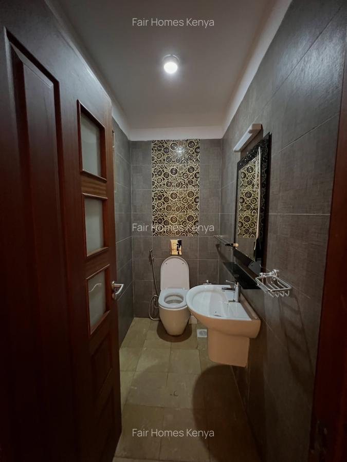5 Bed Townhouse with En Suite at Convent Drive - 17
