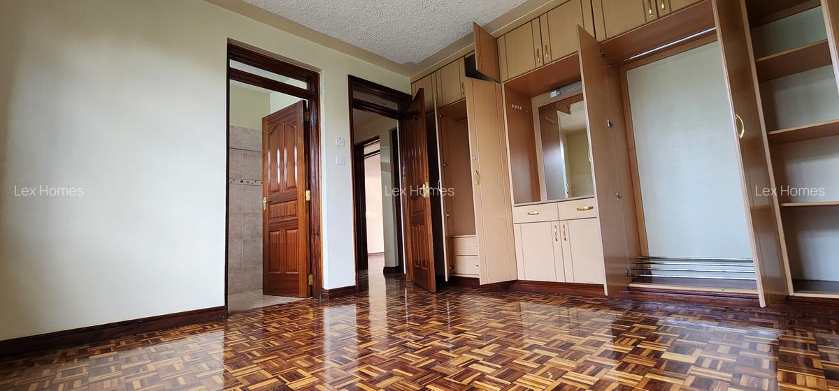 3 Bed Apartment with En Suite at Garden Estate Road - 13
