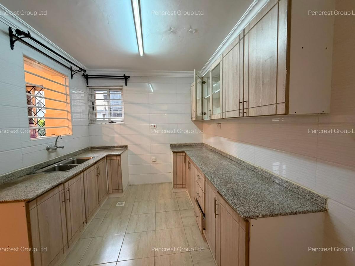 2 Bed Apartment with En Suite in Rhapta Road - 13