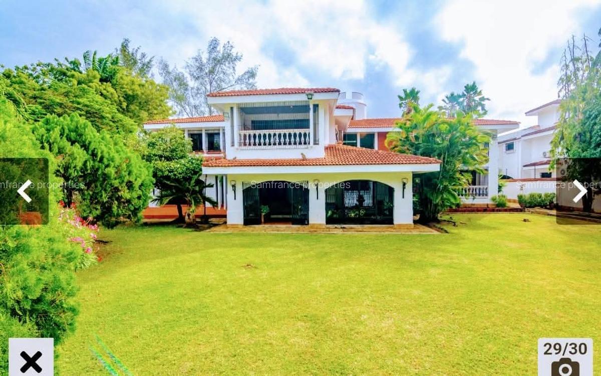 5 Bed Villa with En Suite at Mombasa - 10