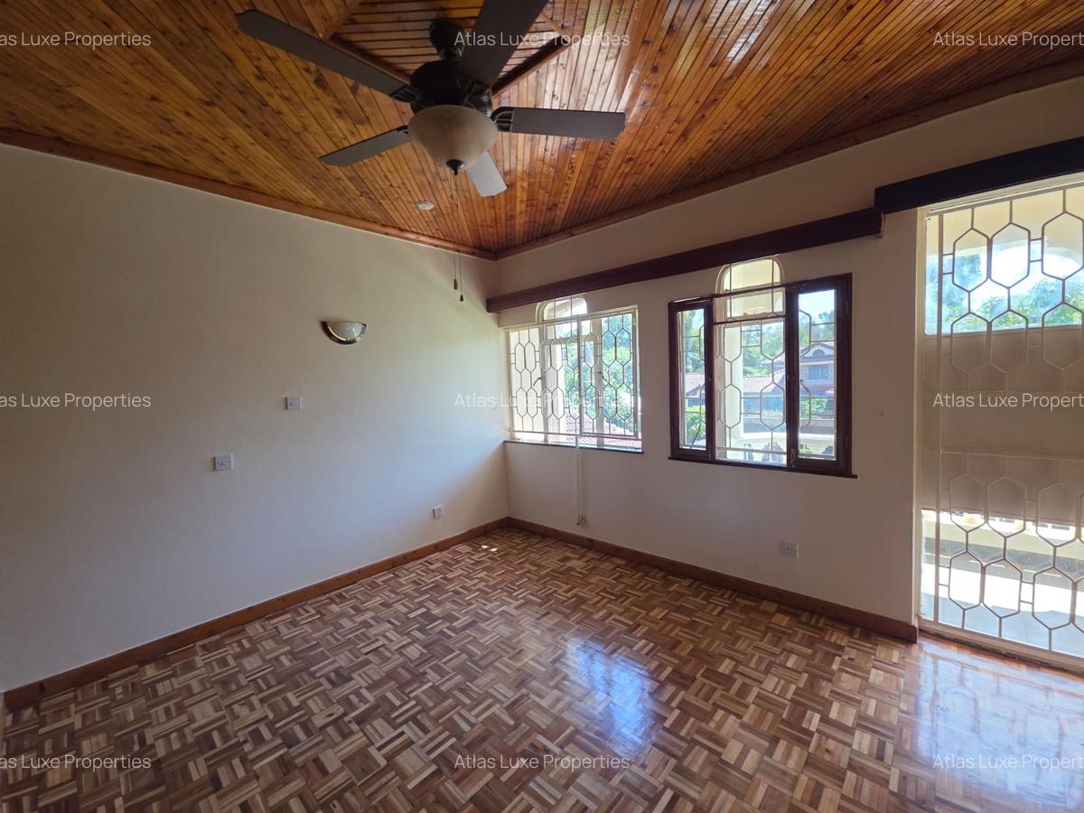 6 Bed House with En Suite at Old Runda - 13