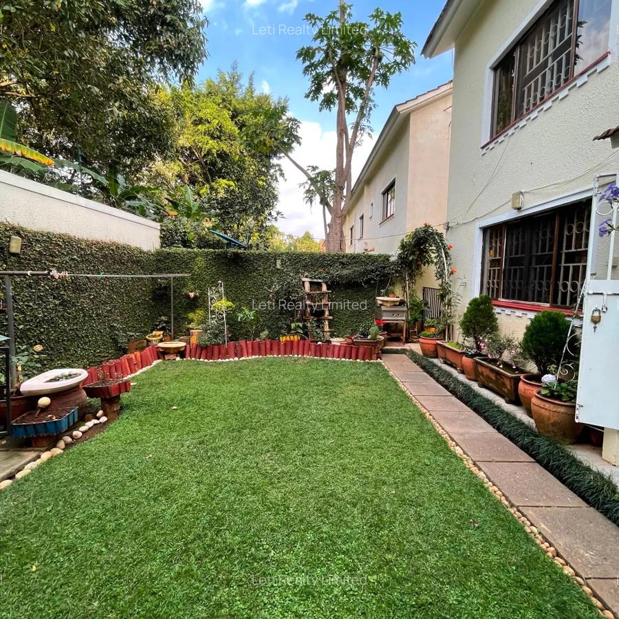 4 Bed Townhouse with En Suite in Lavington - 2