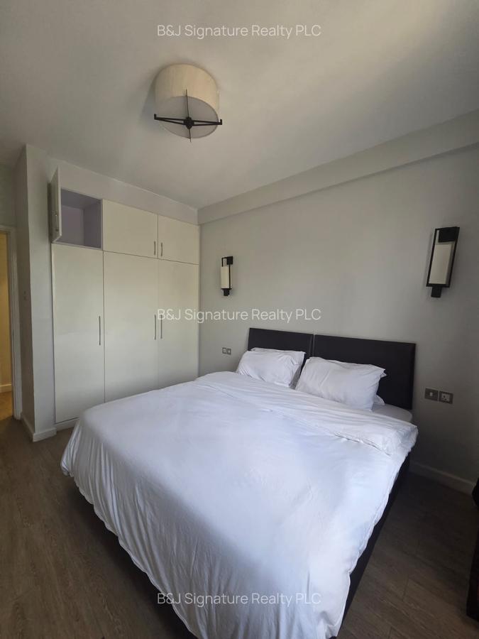 Serviced 2 Bed Apartment with Swimming Pool in Riverside - 18
