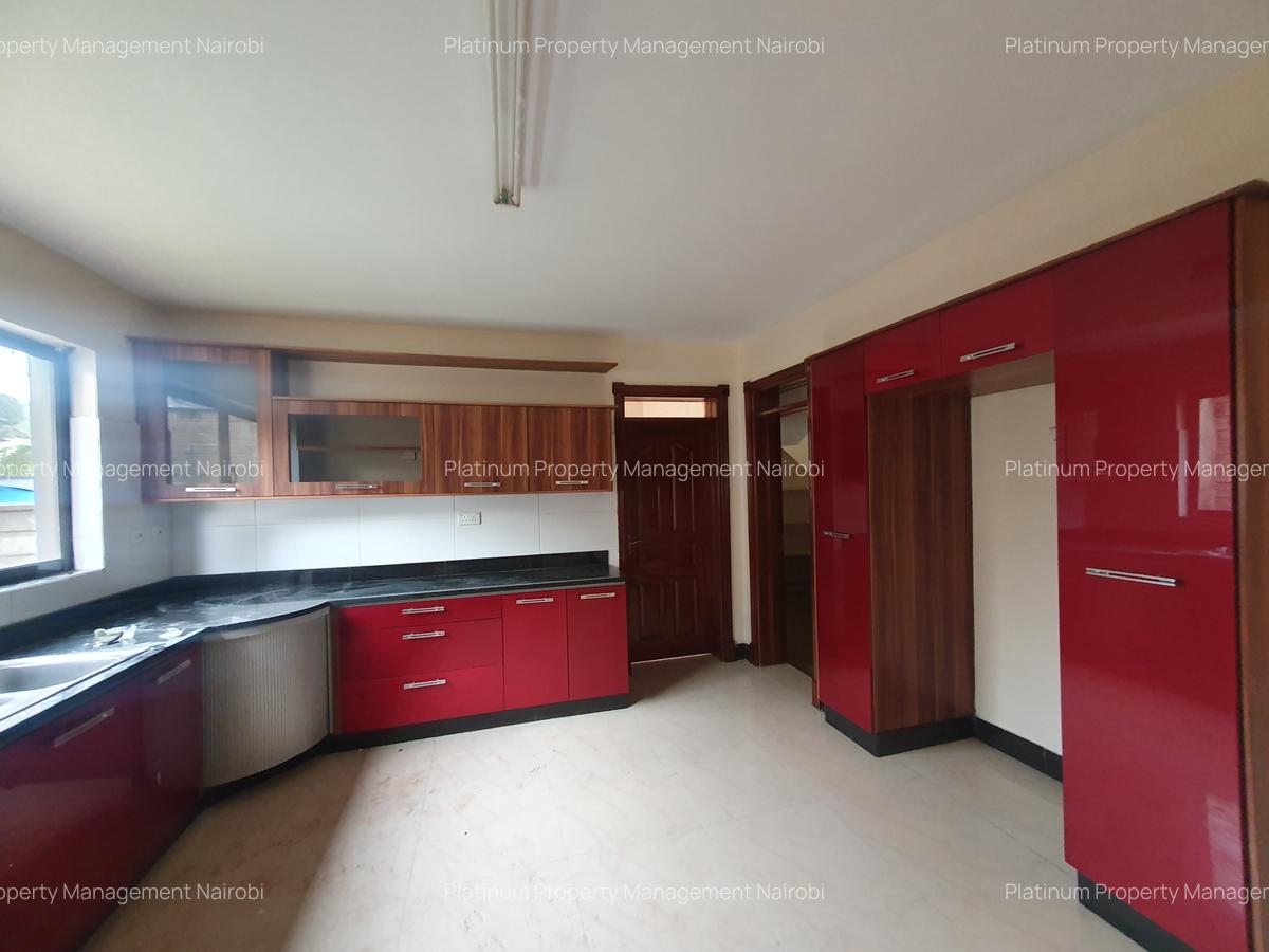 4 Bed House with En Suite at Grevillea Grove - 5