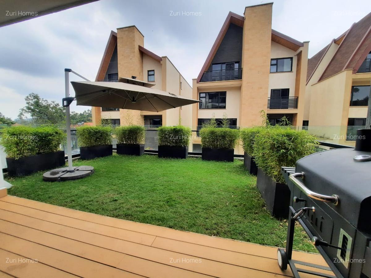 4 Bed Villa with En Suite in Lavington - 4