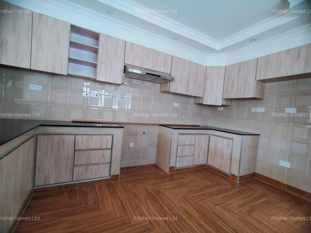 4 Bed House with En Suite in Karura - 7