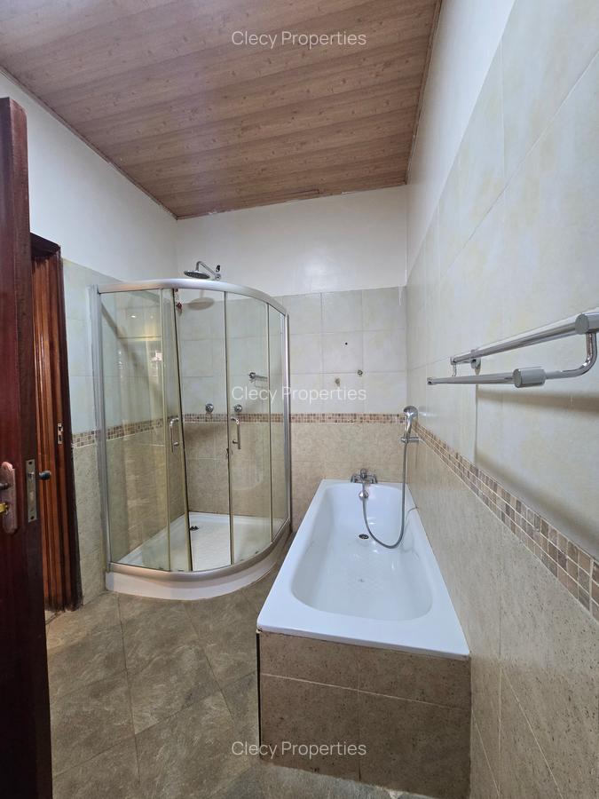 4 Bed House with En Suite at Kamakis - 12
