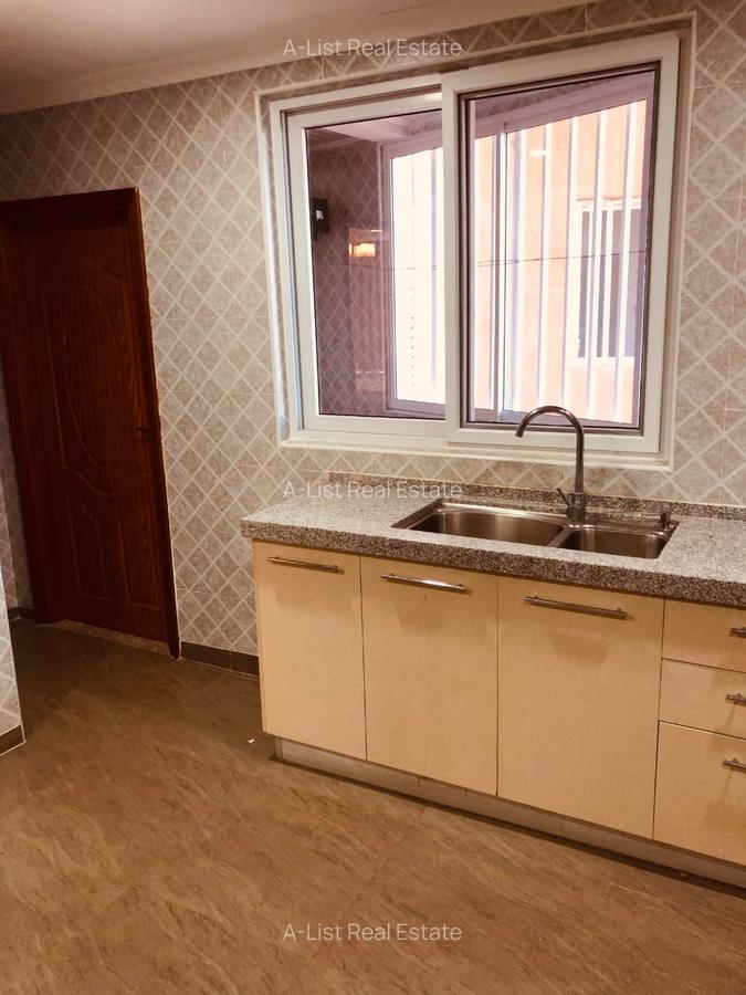 3 Bed Apartment with En Suite at Oloitoktok Road - 6