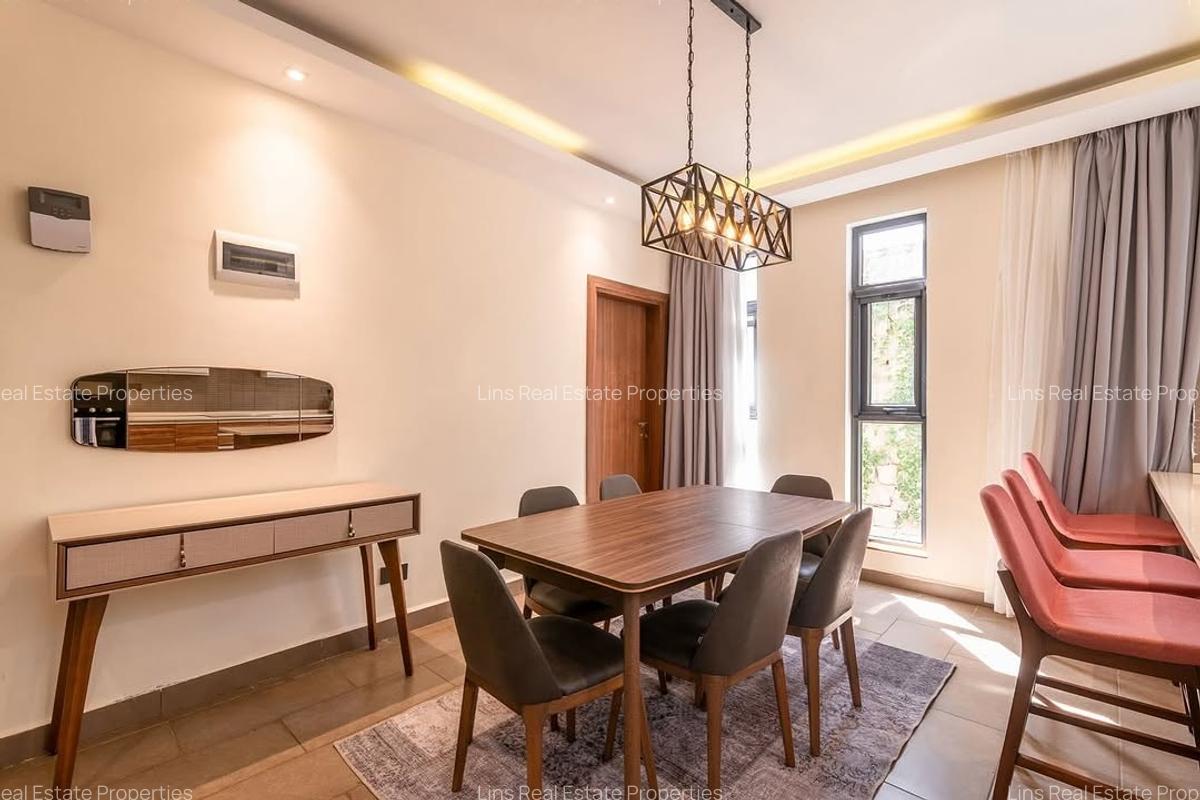 Serviced 2 Bed Apartment with En Suite in Spring Valley - 20