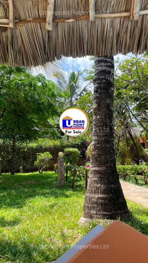 4 Bed House with En Suite in Watamu - 9