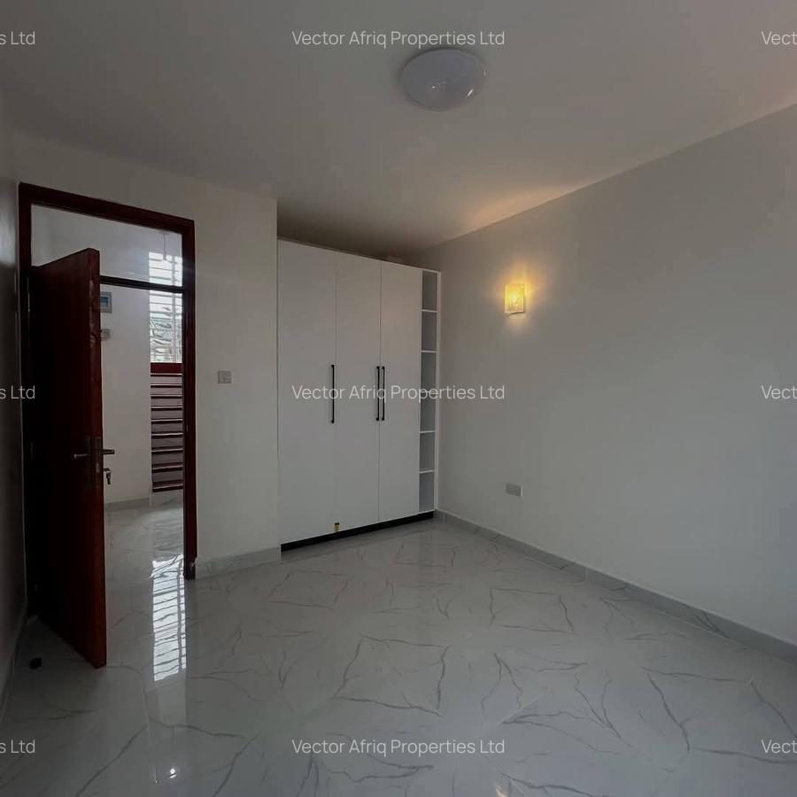 4 Bed Townhouse with En Suite in Kitengela - 3