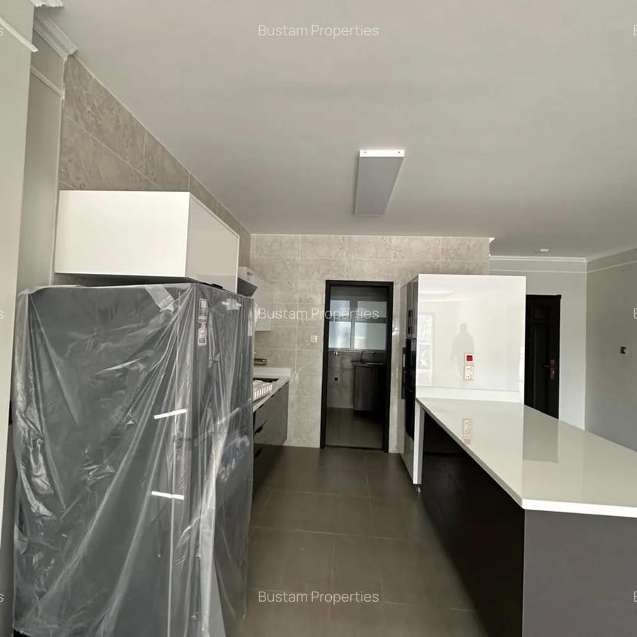 2 Bed Apartment with En Suite in Riverside - 10
