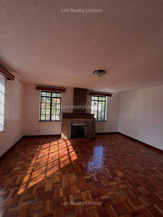 5 Bed Townhouse with En Suite in Lavington - 7