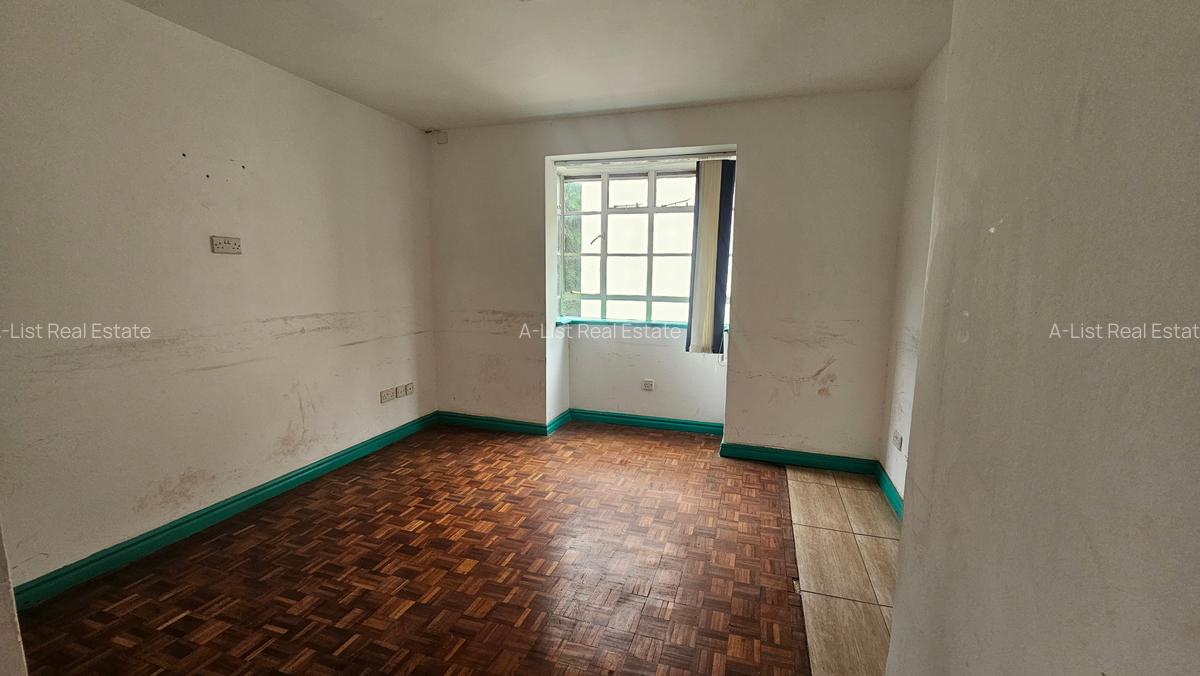 1,615 ft² Commercial Property with Service Charge Included at Lenana Road - 2
