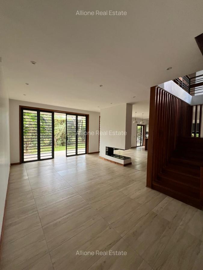 3 Bed House in Nyari - 4
