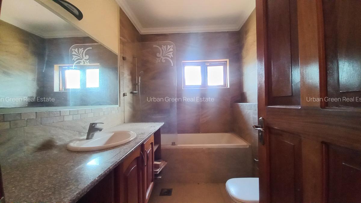 5 Bed Villa with En Suite at Windy Ridge - 13