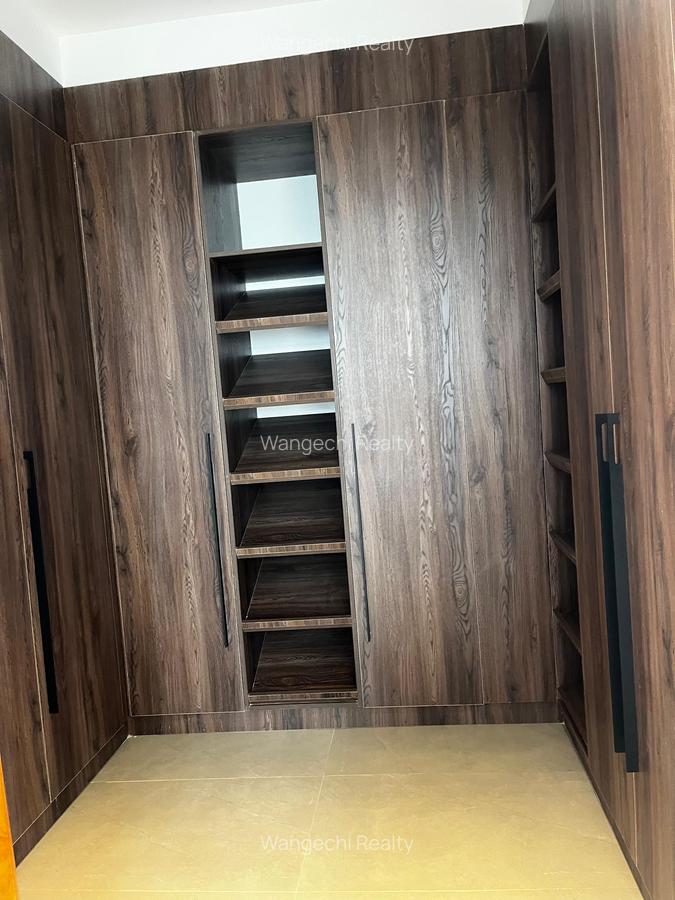 Furnished 3 Bed Apartment with En Suite at Riverside Drive - 13