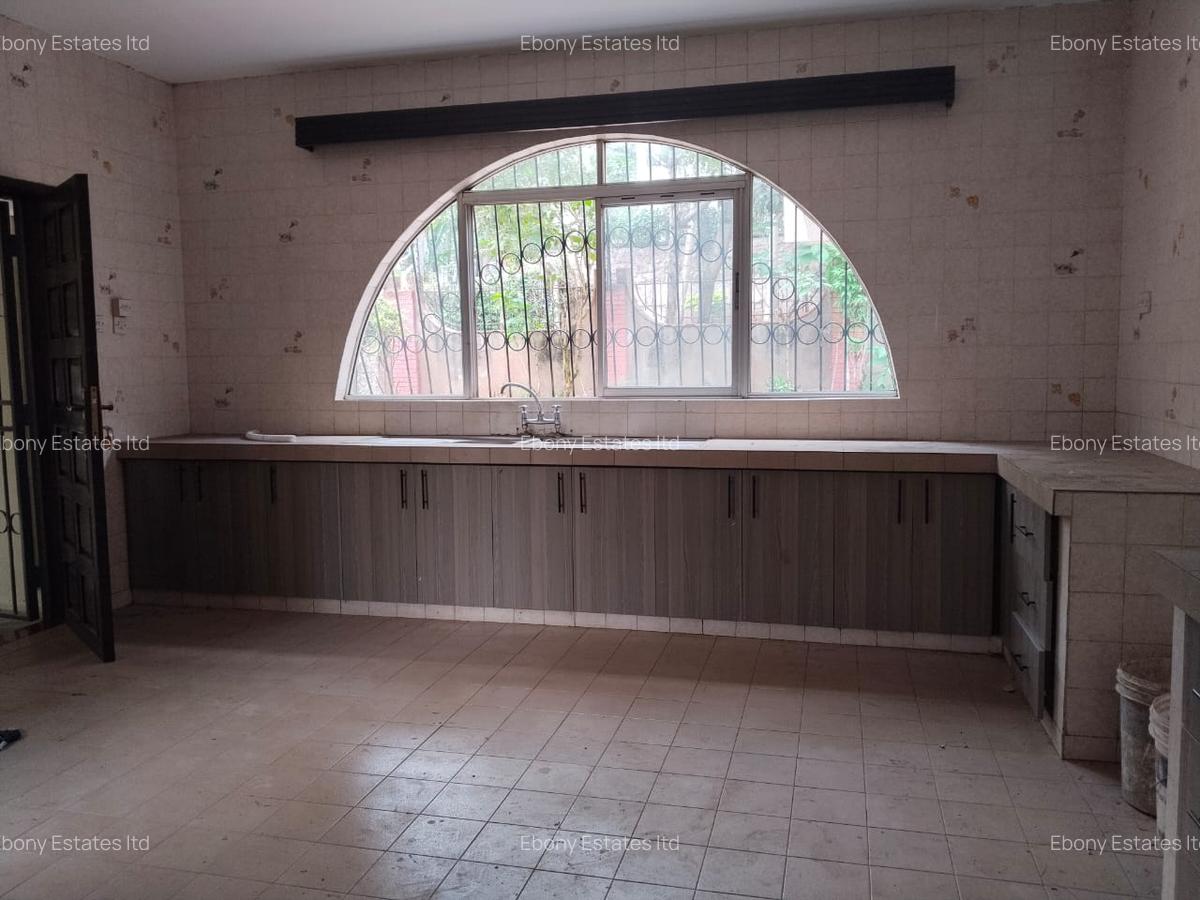 Commercial Property with Service Charge Included in Lavington - 12