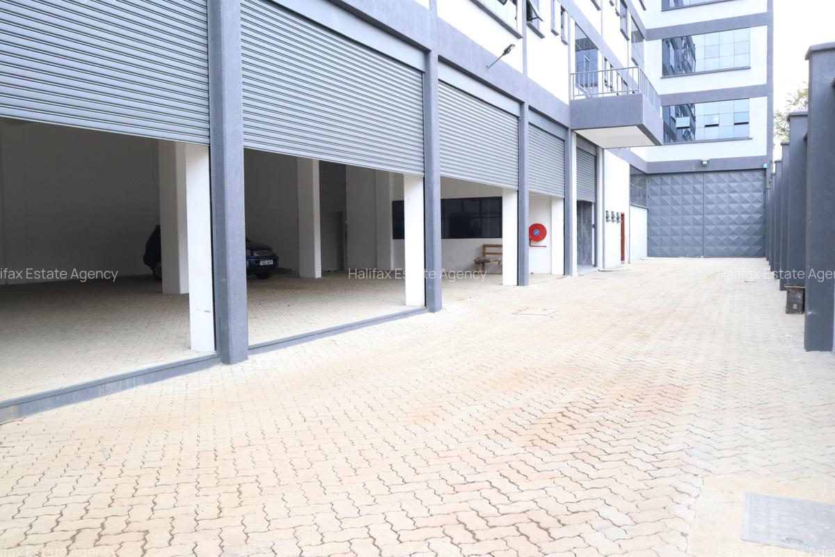 2,300 ft² Office with Service Charge Included in Mombasa Road - 4