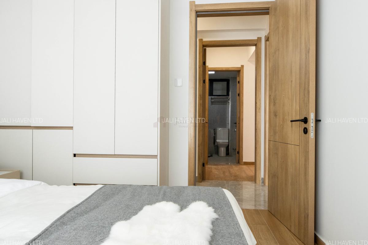 3 Bed Apartment with En Suite in Lavington - 17