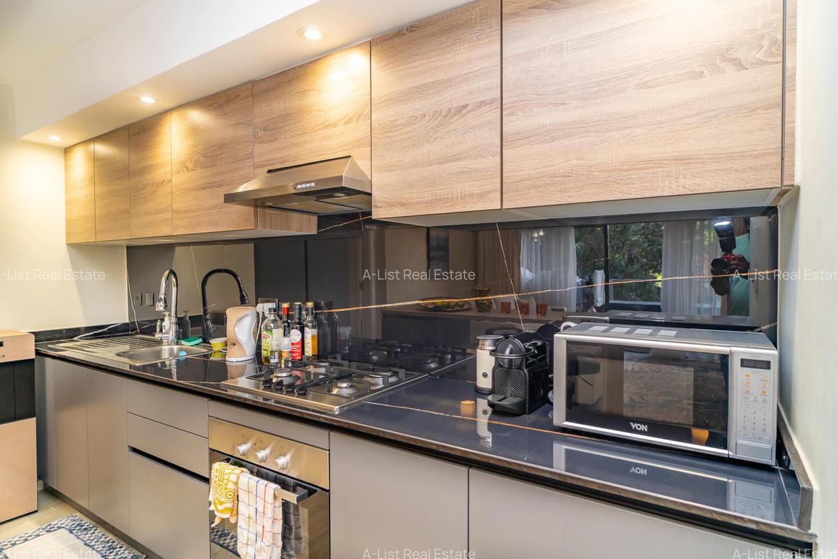 Furnished 2 Bed Apartment with En Suite at Riverside Drive - 9