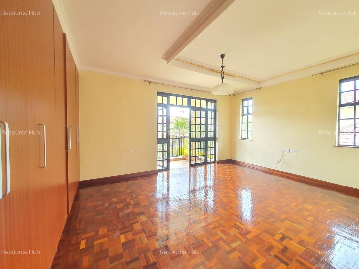 4 Bed Townhouse with En Suite at Loresho - 13