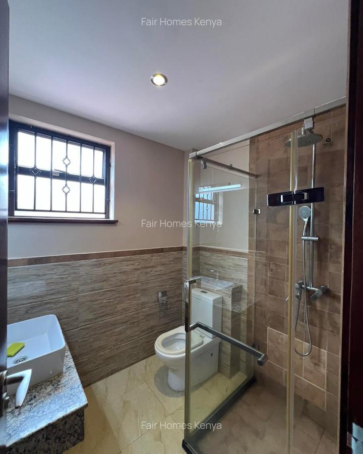 4 Bed Townhouse with En Suite at Lavington Nairobi - 9