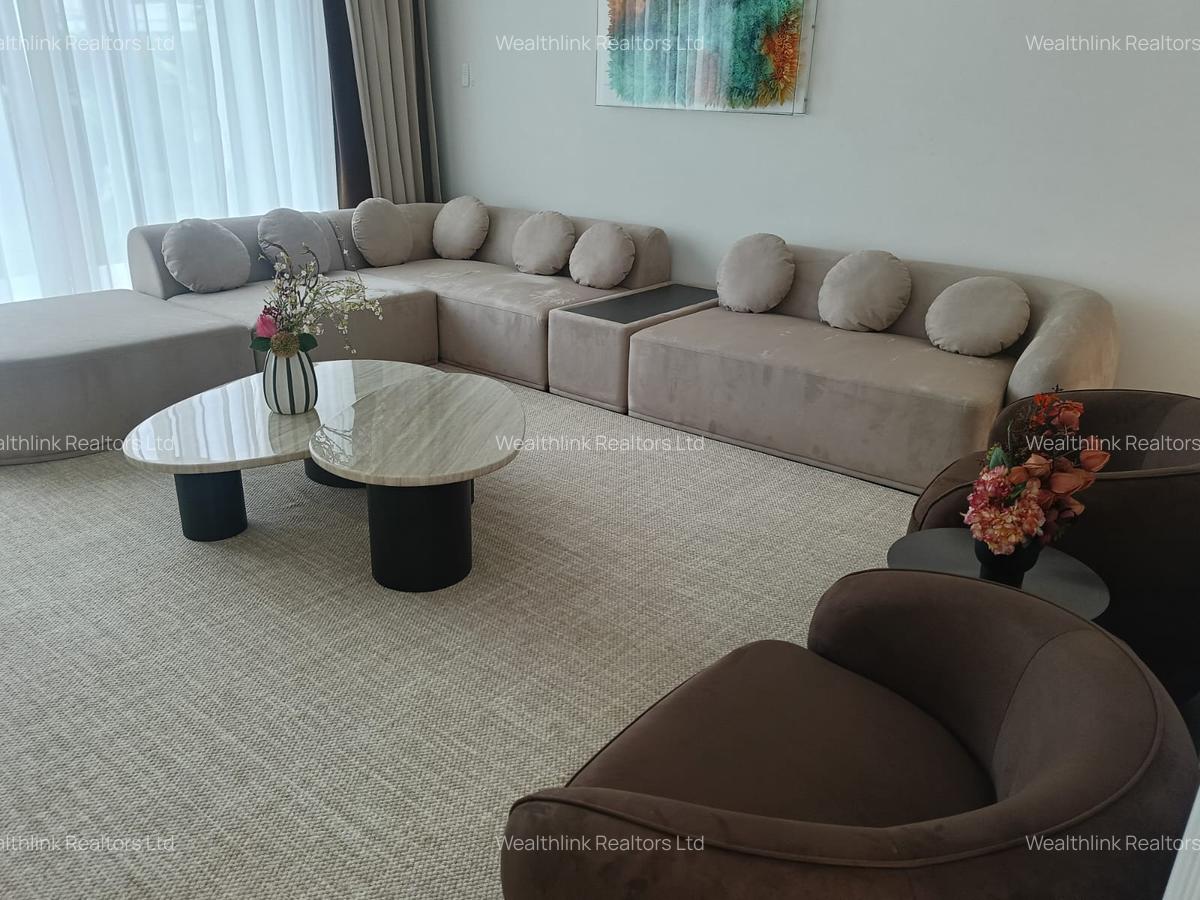 5 Bed Townhouse with En Suite at Runda - 7