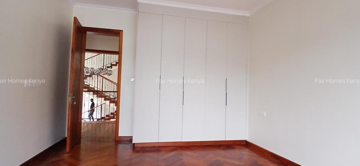 6 Bed Townhouse with En Suite at Kibagare Way - 12
