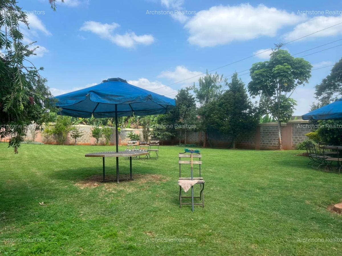10 Bed House with En Suite in Runda - 16