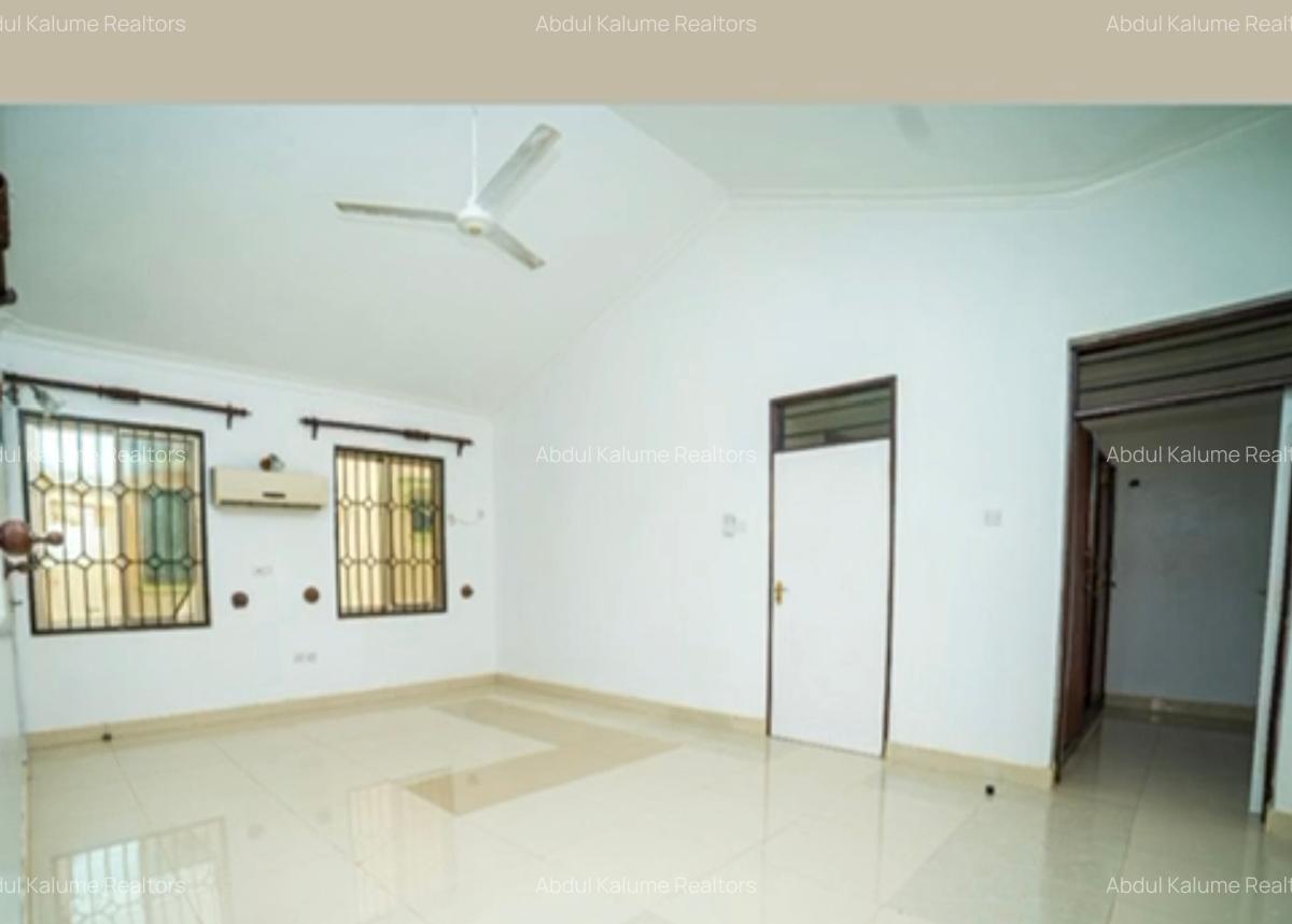 4 Bed Villa with En Suite at Shanzu - 9