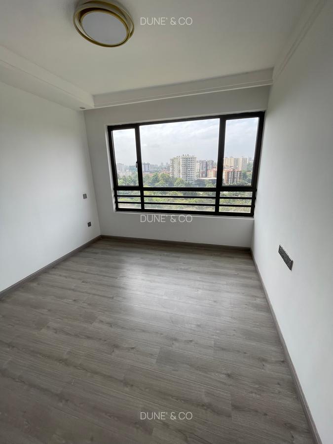 Serviced 3 Bed Apartment with En Suite in Riverside - 12