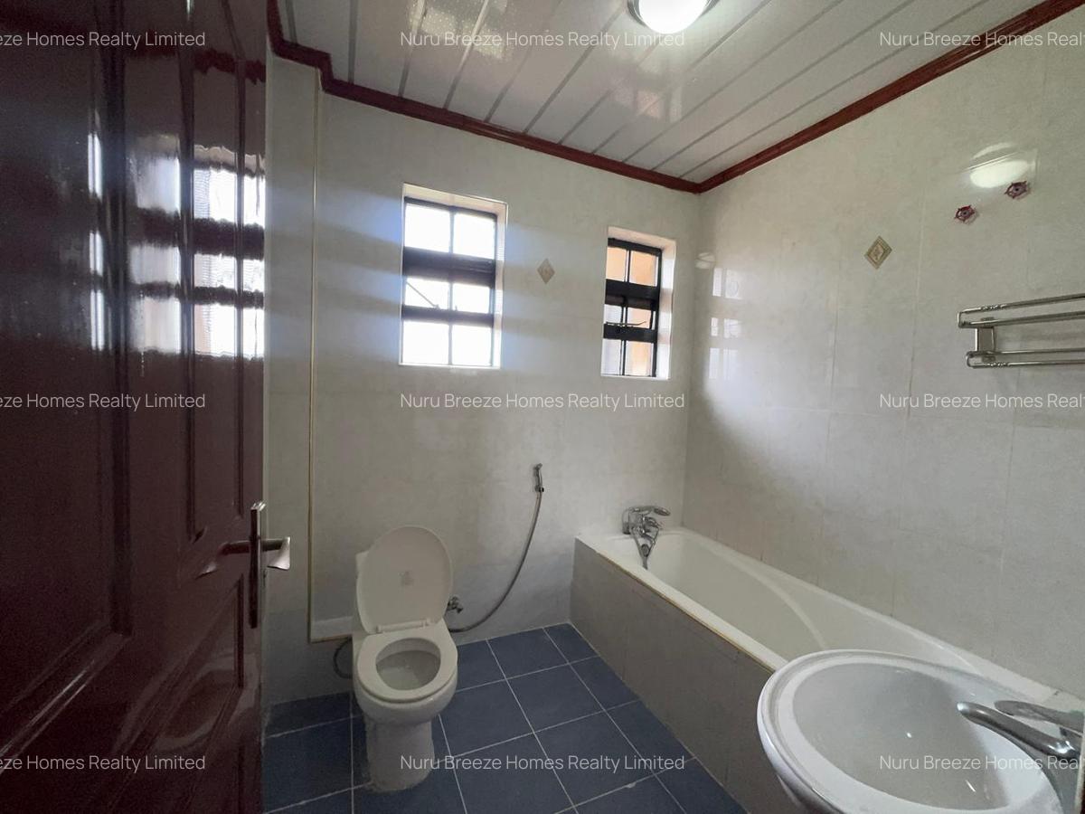 6 Bed House with En Suite in Runda - 8