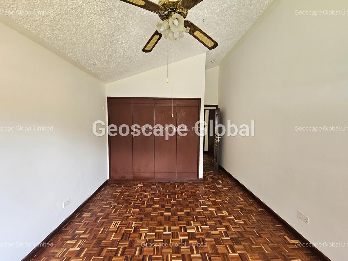 4 Bed House with En Suite in Muthaiga - 13