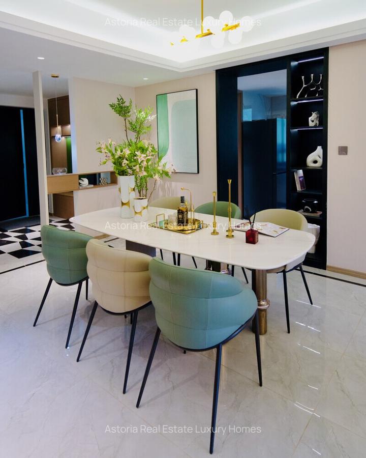 3 Bed Apartment with En Suite at 2026-410 - 8