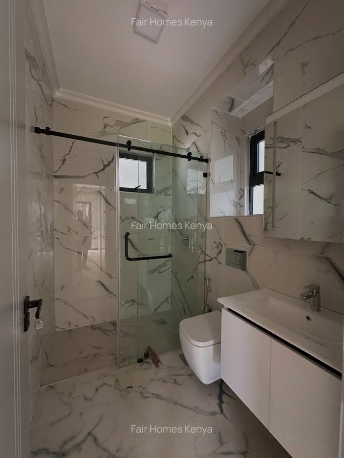 5 Bed Townhouse with En Suite at Maji Mazuri - 7