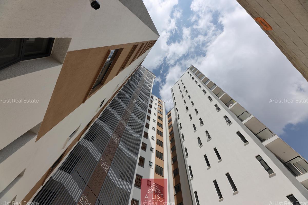 3 Bed Apartment with En Suite at Brookside Drive - 20