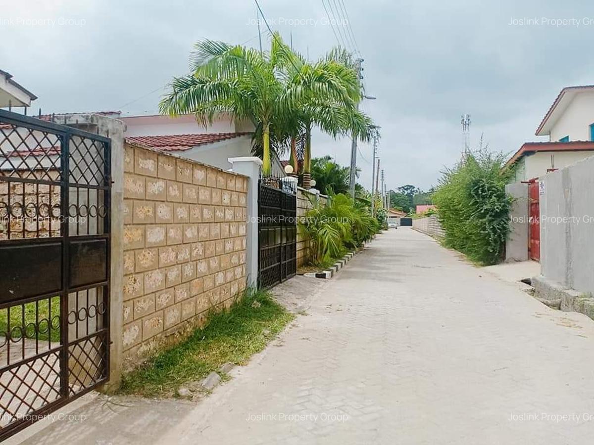 3 Bed Apartment with En Suite in Nyali Area - 19
